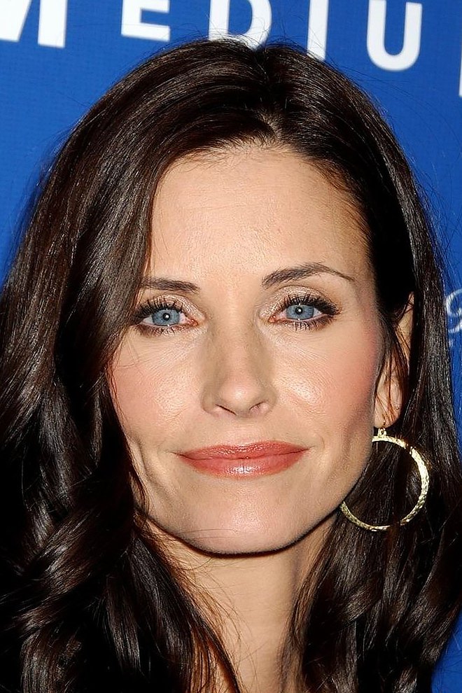 Courteney Cox Movie Trailers List | Movie-List.com